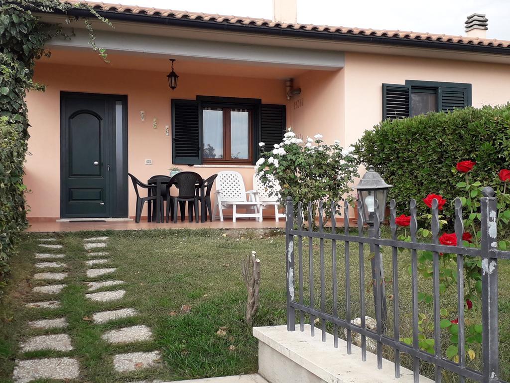 Residence Ai Campi Da Golf סטורניה מראה חיצוני תמונה