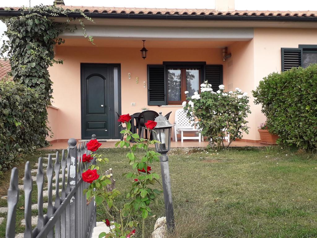 Residence Ai Campi Da Golf סטורניה מראה חיצוני תמונה